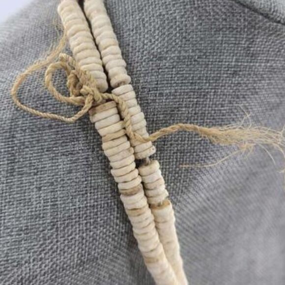 Vintage Shell Disc Beaded Necklace - Picture 3 of 3